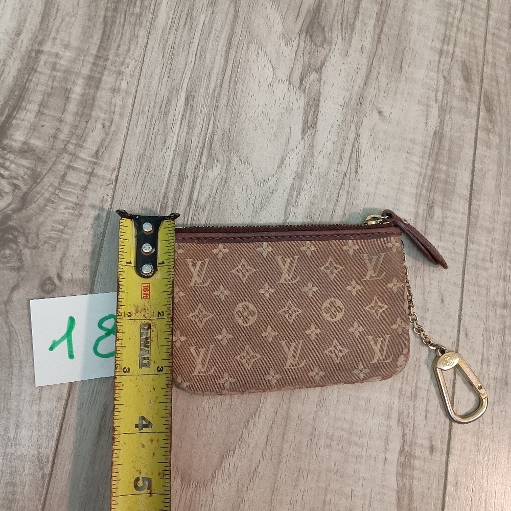Louis Vuitton Monogram Idylle Pochette Cles Coin Case - Picture 16 of 16